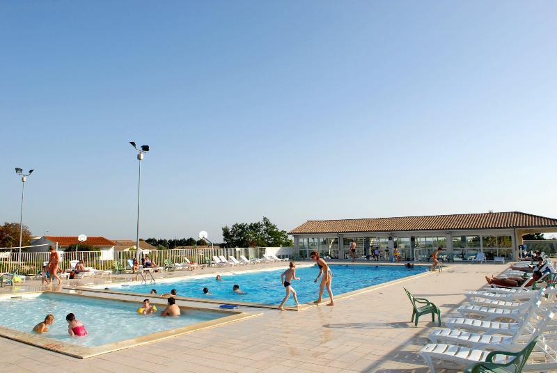 Azureva Fouras Aparthotel Buitenkant foto